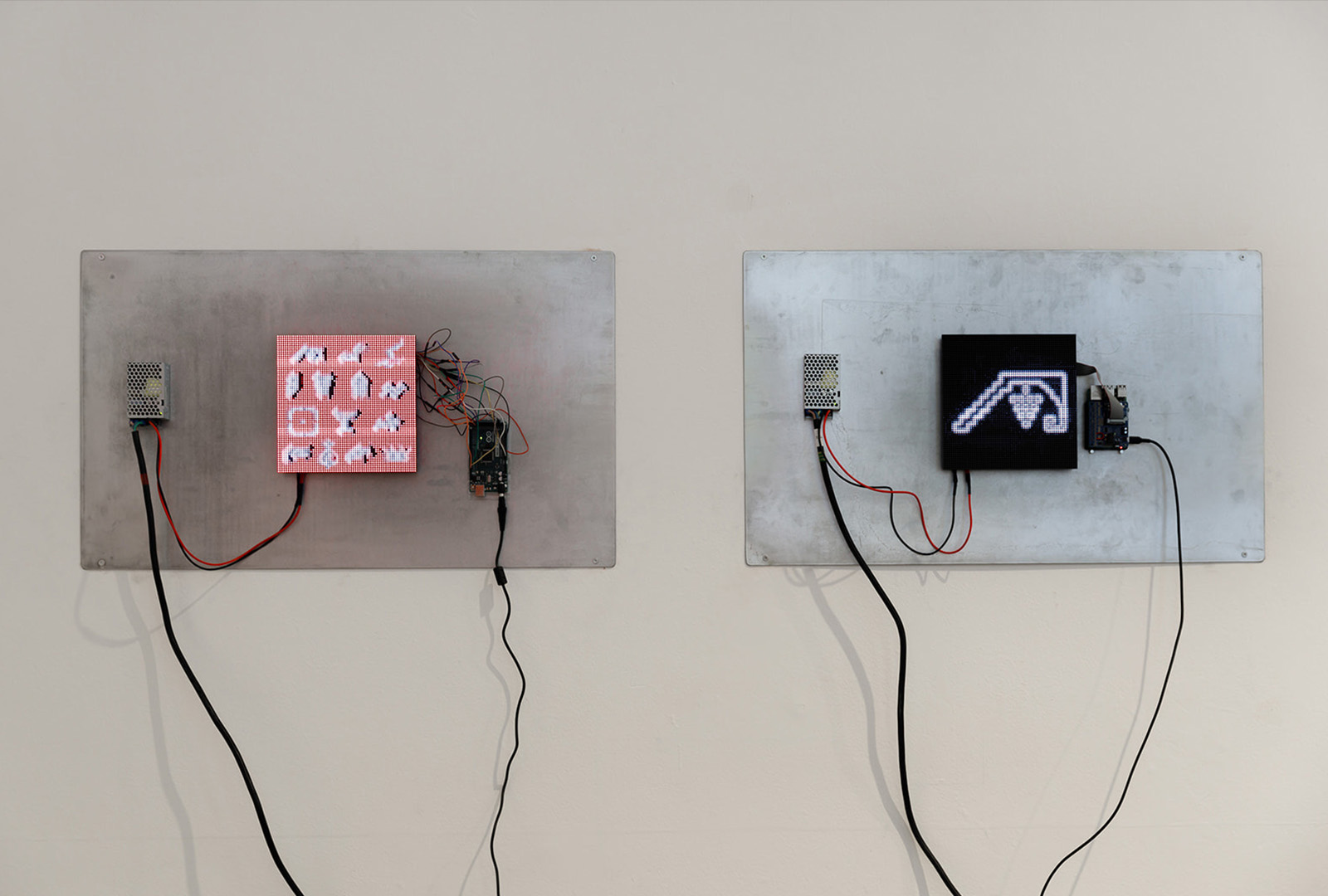 Close-up of weaving structure showing binary thread pattern.